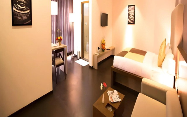 Vinaya Royal Inn