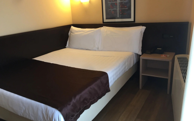 Hotel Carlton