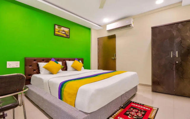 Itsy Hotels Carnival Inn