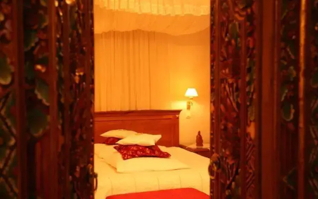 Adriano Spa