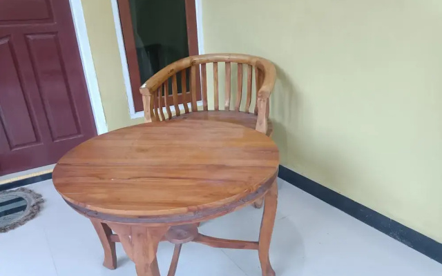Hotel O Penginapan Annisya Near SMA Negeri 2 Mataram