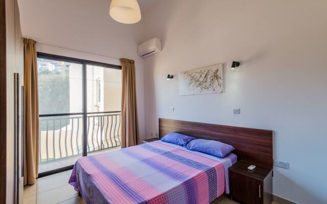 Апартаменты Blue Harbour 4 Seafront apartment комната для гостей