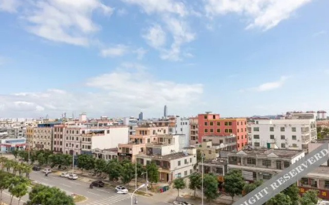 Rujia Express Hotel (Sanya Haitangwan Store)