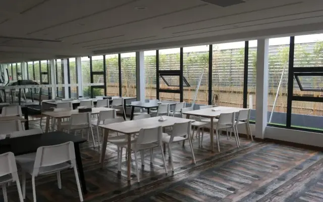 Gentleman Hotel