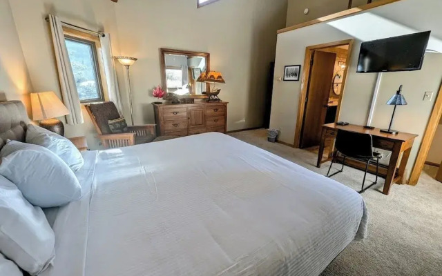 Enclave 5 by SummitCove Vacation Lodging