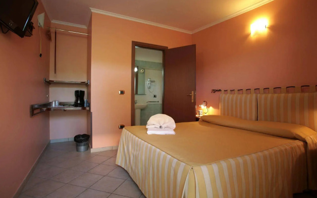 Airport Hotel