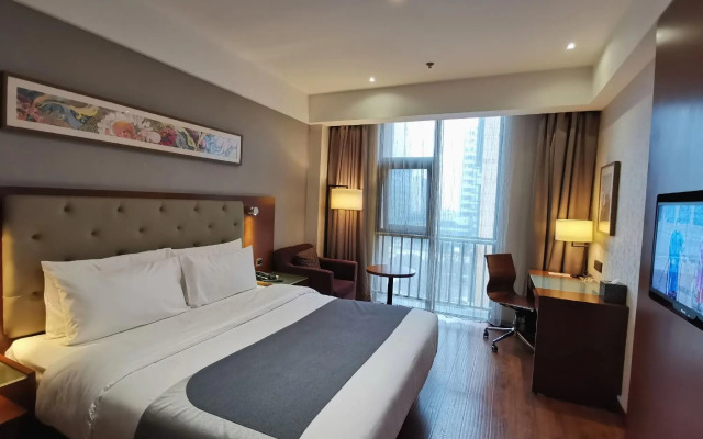 Home Inn Plus Suzhou Wujiang Fenhu Luxin Avenue