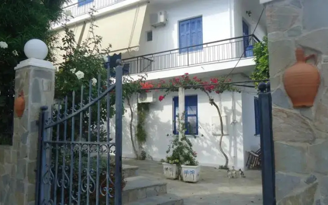 Villa Popi