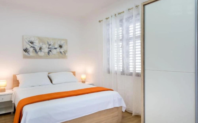 Stone Haven Apartment