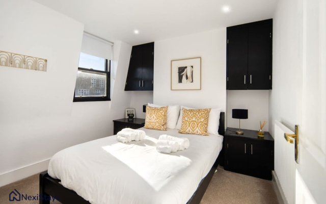 10 Mins Walk to The Oval The Kennington Retreat