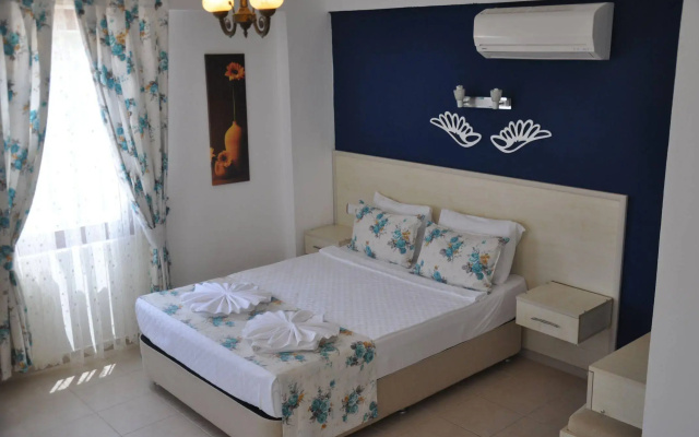Lacivert Boutique Hotel