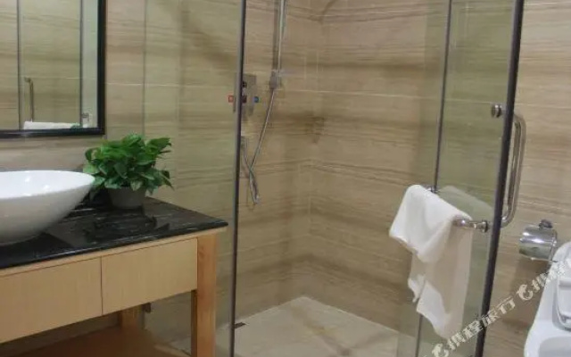 Yufeng International Hotel