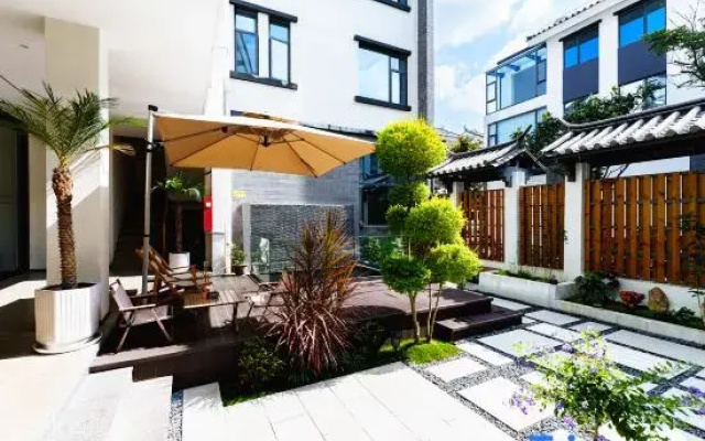 Dali Fenghe Homestay
