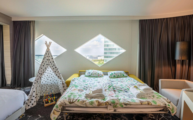 Отель Hilton Amsterdam Airport Schiphol