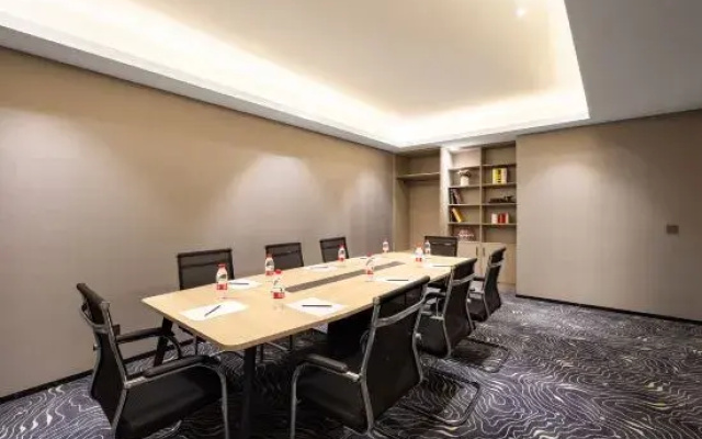 Jiaozhou Felix International Hotel (Lanzhou West Road Jiaozhou)(胶州菲尔克斯国际酒店(兰州西路分店))