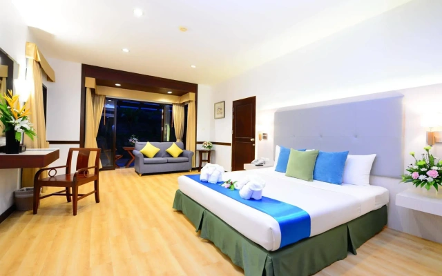 Boat Lagoon Resort