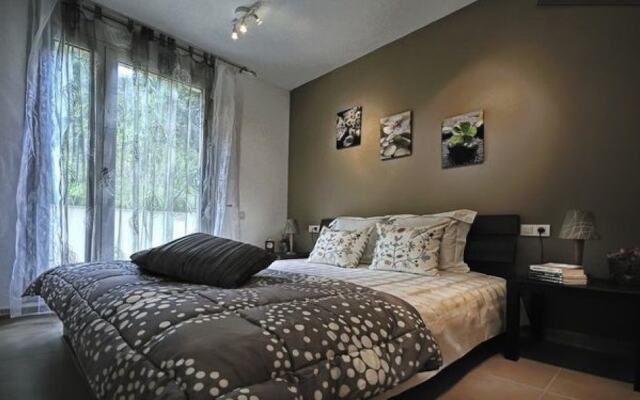 Отель Apartamento Vivalidays Remei Испания, Льорет-де-Мар - отзывы, цены и фото номеров - забронировать отель Apartamento Vivalidays Remei онлайн комната для гостей