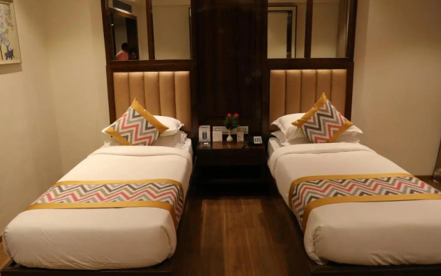 Oaktree Hotel