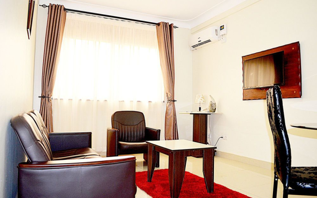 Marie's Royale Hotel