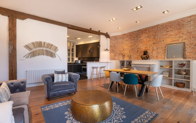 OLD TOWN VII apartment by Aston Rentals