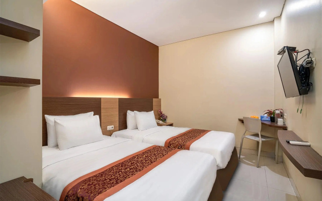 Max Hotel Panakkukang Makassar By LIFE