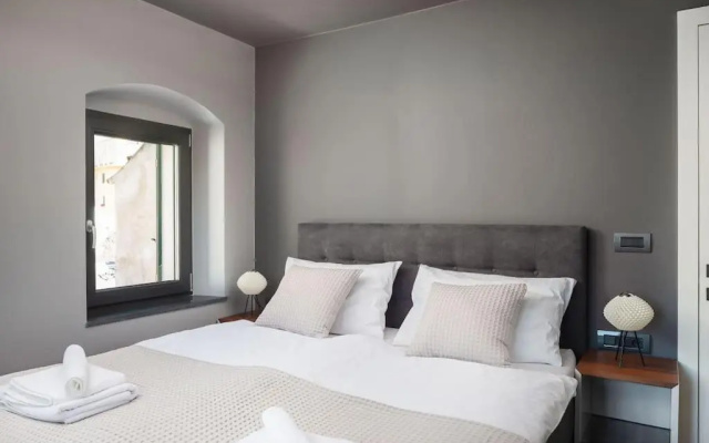New luxury apartment Bacvice