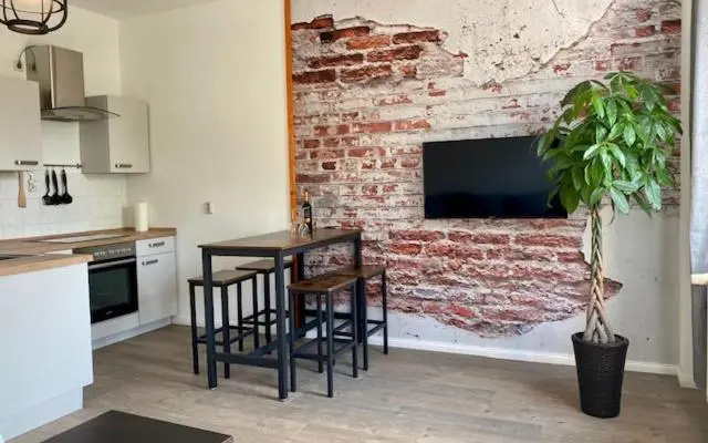 Industry - Appartement mit Balkon