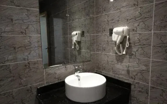 Zhishang Premium Hotel (Dongguan Chang'an Town Fuhai Road Branch)