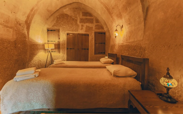 Zula Cave House