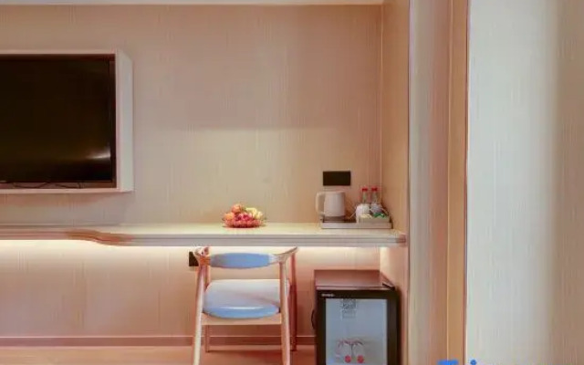 Yunzhongting Hotel (Chengdu Yipin Tianxia No.20 Middle School Branch)