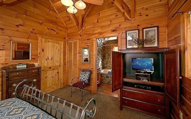 Rise N Shine - 3 Br Cabin
