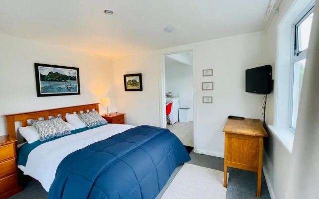 Little Home on Glanmire (Adults Only)