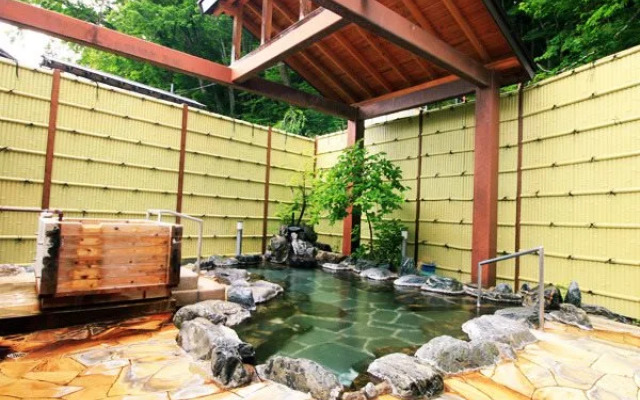 Motoyu Yunishikawakan Honkan