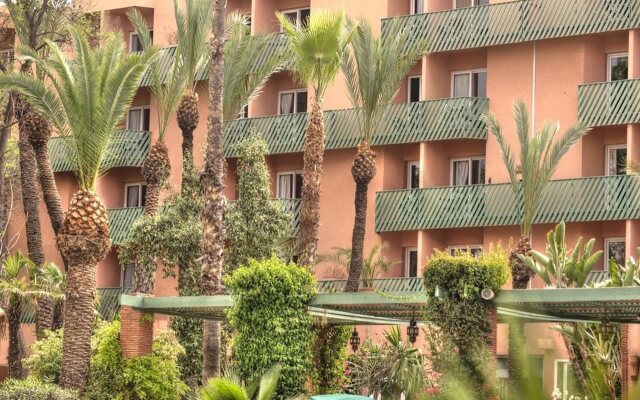 Отель Golden Tulip Farah Marrakech Марокко, Марракеш - 2 отзыва об отеле, цены и фото номеров - забронировать отель Golden Tulip Farah Marrakech онлайн вид на фасад