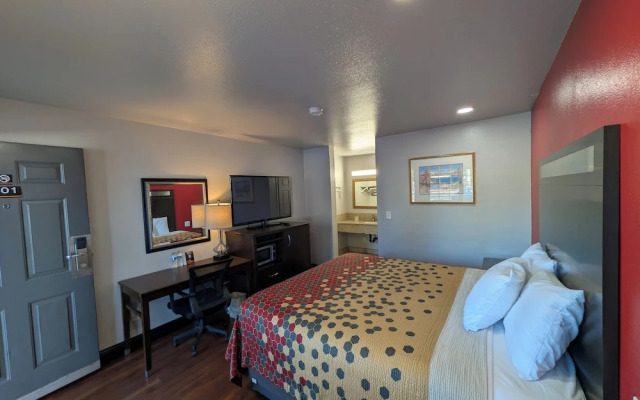 Crossroads Inn - Downtown Sacramento
