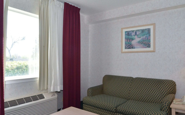Econo Lodge San Antonio South