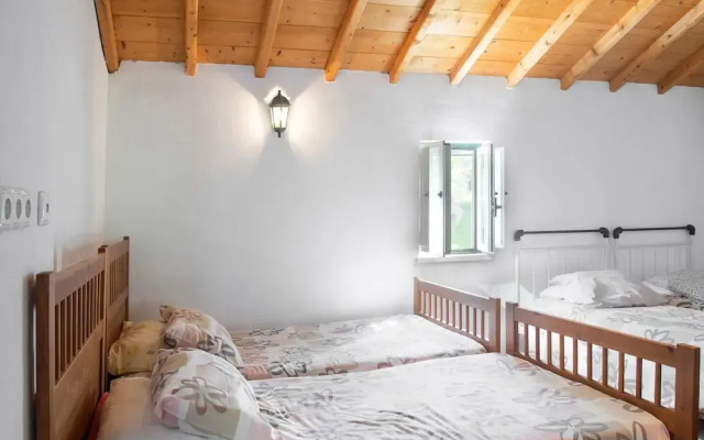 Rustic Alentejo Farmhouse With Pool