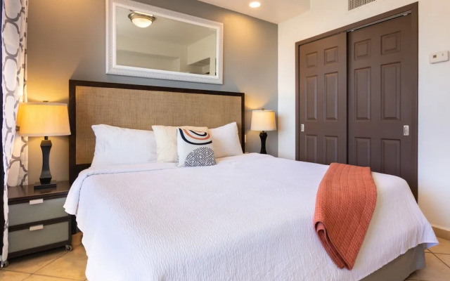 Beachfront Golf Heated Pools Balcony