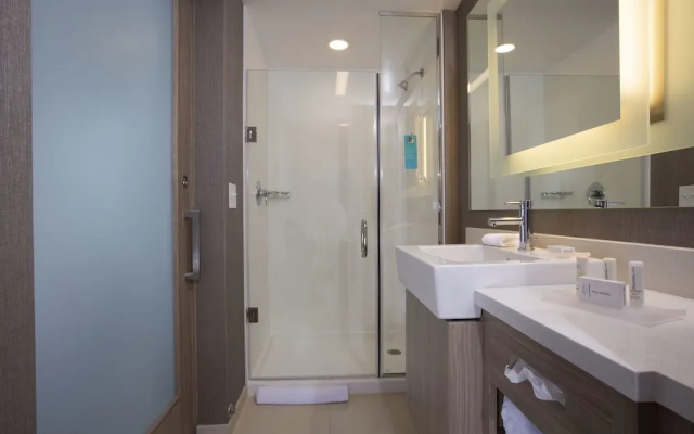 SpringHill Suites Newark Downtown