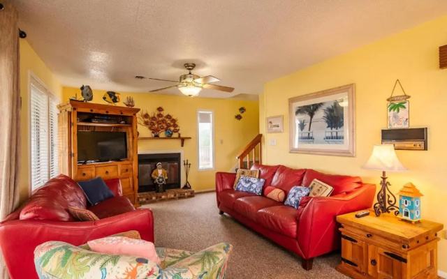 Beach Barn by Oak Island Accommodations