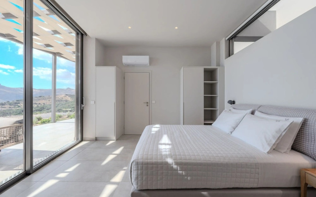 Zeus Villa