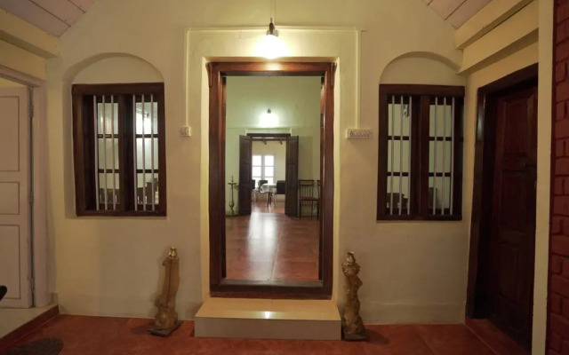 Heritage Bungalow In Madikeri