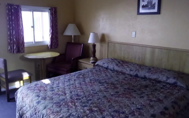 Riverside Motel