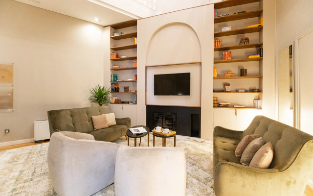 Avenida Boutique Hotel