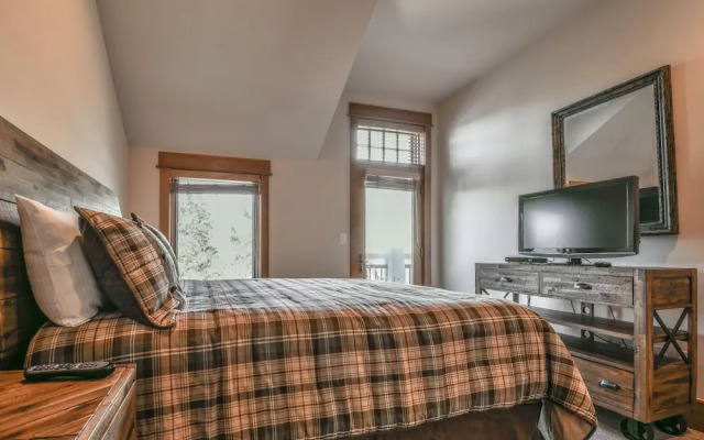Lone Eagle 3051 by SummitCove Vacation Lodging