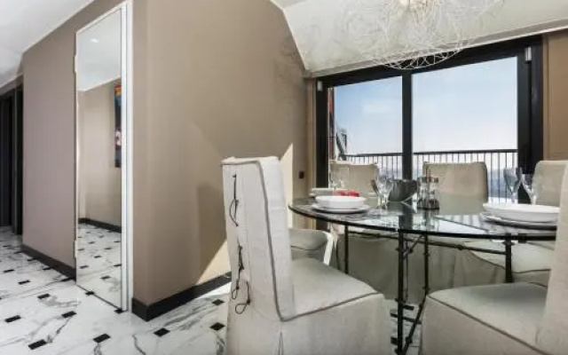 Suzzani Halldis Apartment