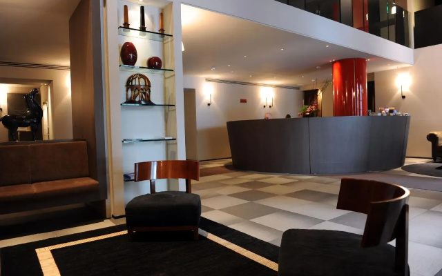 Отель iH Hotels Milano Ambasciatori