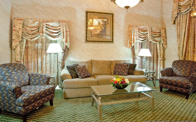 Holiday Inn Express HUNTINGTON