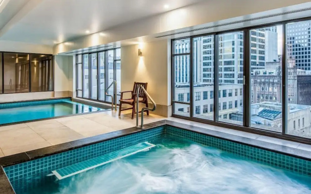 Metropolis 1 Bedroom with Parking