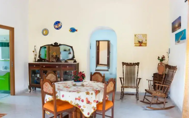 Gaia Home Holiday